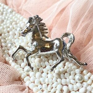 Silver Tone Galloping Horse Brooch Vintage Equestrian Animal Pin Jewelry Country